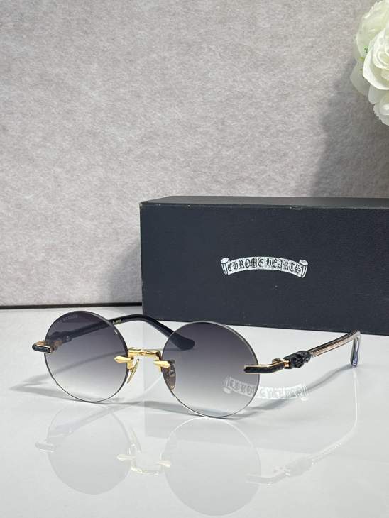 Picture of Chrome Hearts Sunglasses _SKUfw80915205fw